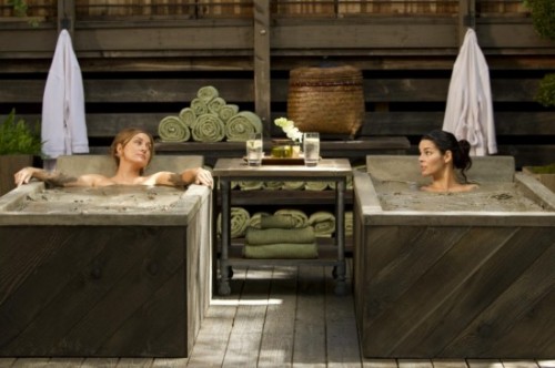 rizzoli and isles 2x01 (1)