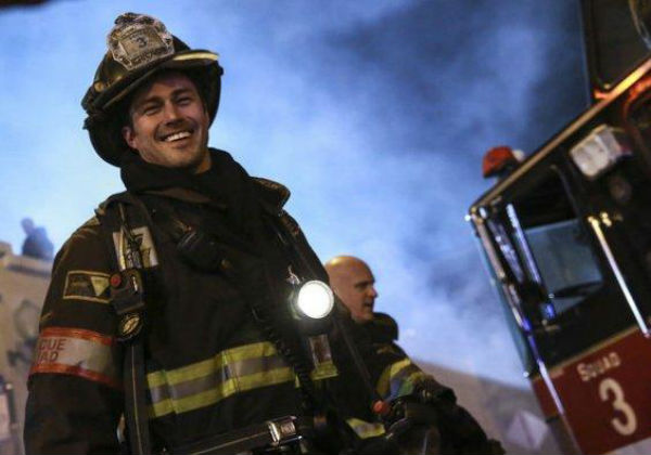 Chicago Fire 1x22_05