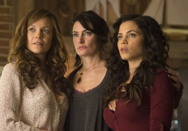 Witches Of East End 2x01 4