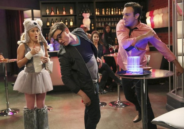 Young and Hungry 1x06