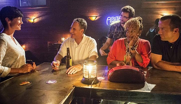 NCIS New Orleans 1x01 1x02