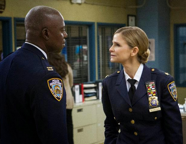 Brooklyn Nine-Nine 2x02