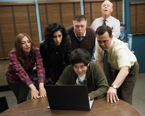 Brooklyn Nine Nine 2x13