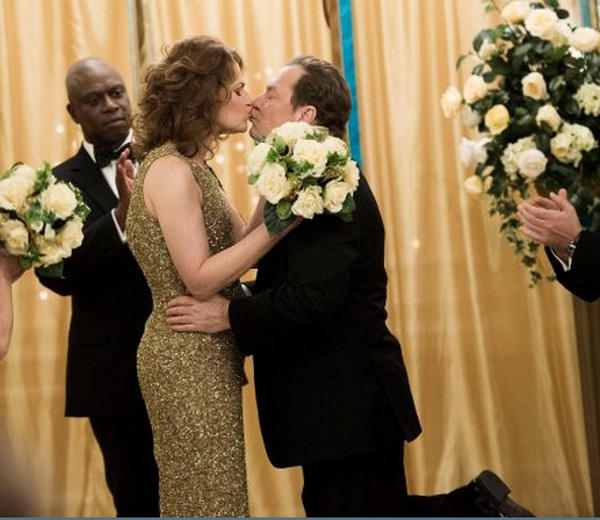 Brooklyn Nine-Nine 2x17