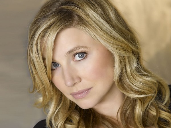 48 Hours 'Til Monday, Sarah Chalke
