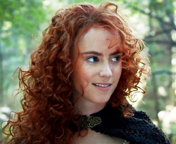 Amy Manson
