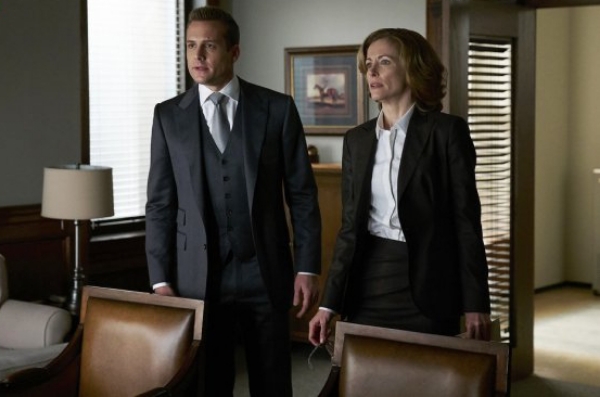 Suits 5x16  -  263