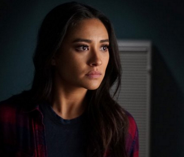 Pretty Little Liars 7x02