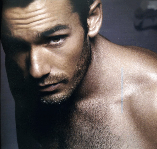Aaron Diaz