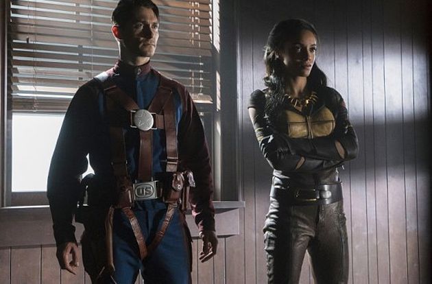 legends-of-tomorrow-2x02-1