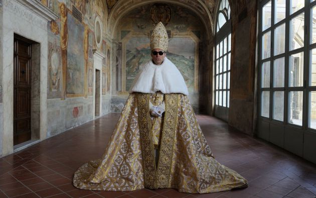 the-young-pope-1x05-6-1