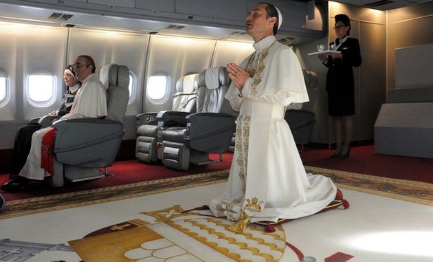 the-young-pope-1x07-8-1