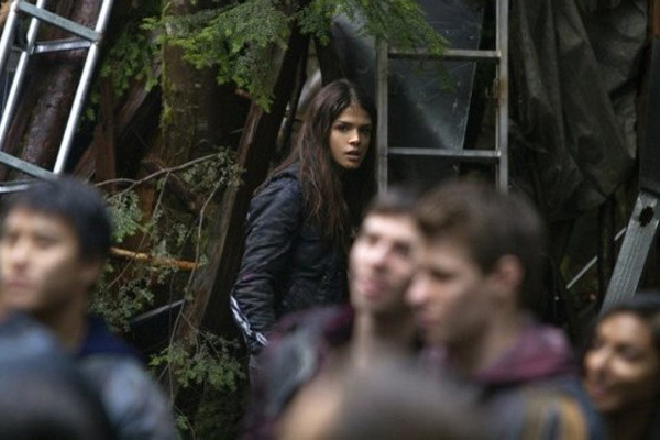 The 100 1x09